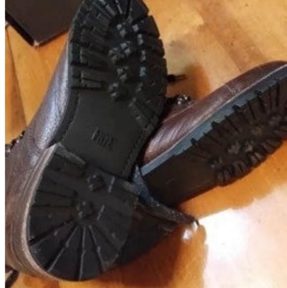 FRYE Hiking Boots (8.5) - Picture 2 of 4